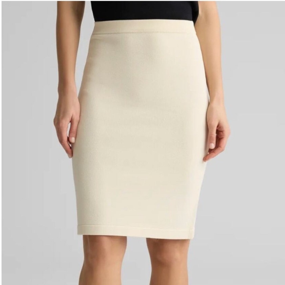 St. John Milano Knit Pencil Skirt Cream Wool Blend Silk Lined 2 Minimalist